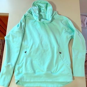 Lululemon Pullover sweatshirt